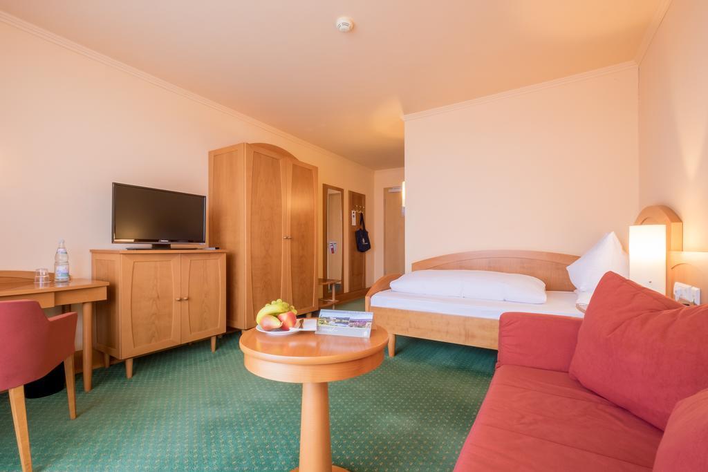 Gesundheitshotel Weissenstadt Am See 외부 사진